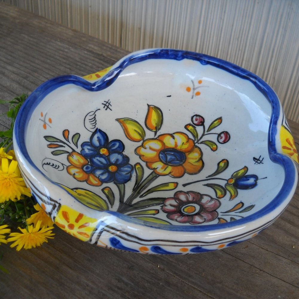 Majolica Style Bowl Talavera Pottery, Mexico